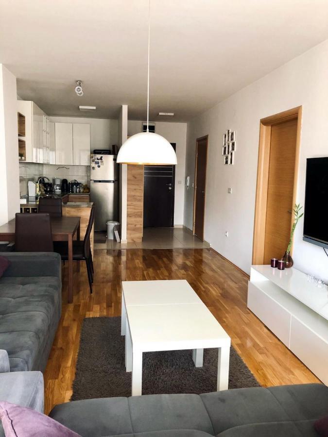 Modern Cosy Apartment By Smm Skopje Zewnętrze zdjęcie